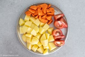土豆,胡萝卜和西红柿gydF4y2Ba